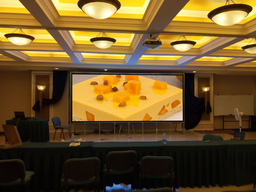 酒店室內(nèi)LED<a href=http://www.haoshouwang.com/quancai/ target=_blank class=infotextkey>全彩顯示屏</a>