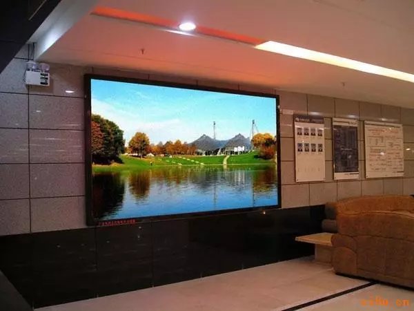 客廳<a href=http://www.haoshouwang.com target=_blank class=infotextkey>led顯示屏</a>
